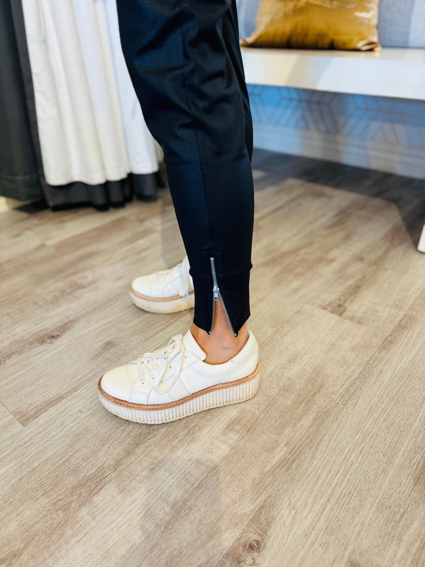 SIX FIFTY COATED ZIP JOGGER