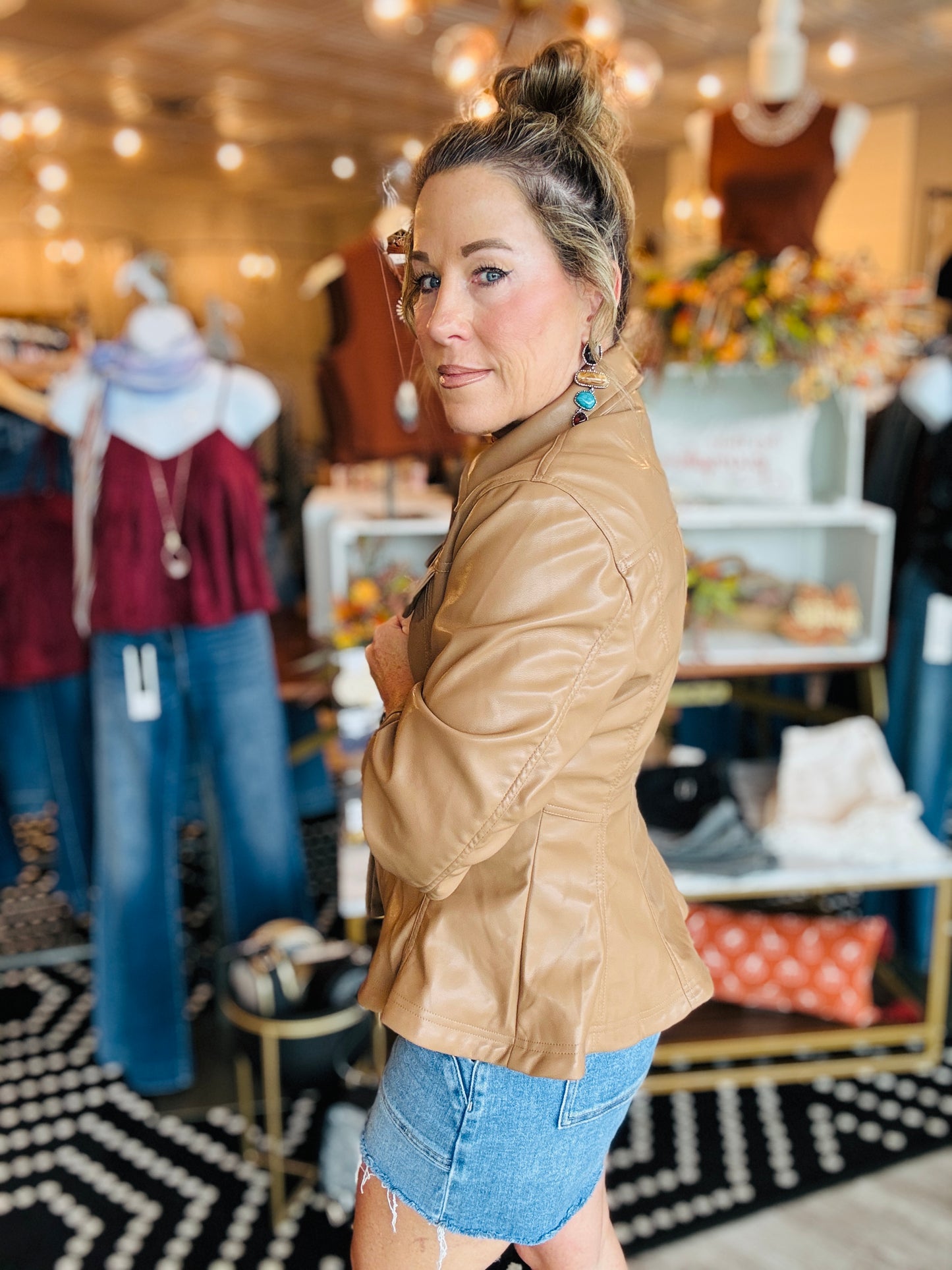 CINCHED SLV FAUX LEATHER PEPLUM SHIRT JACKET