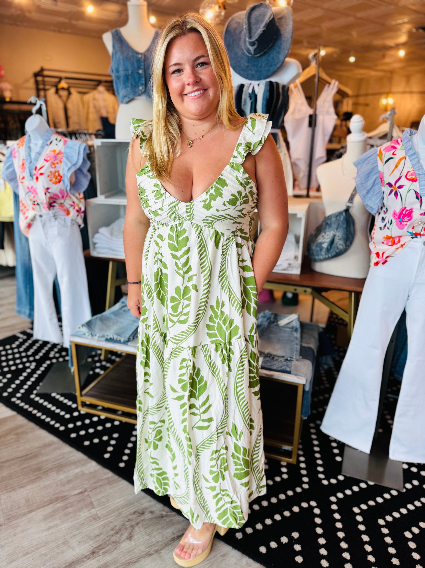 THML FLUTTER SLV LEAF PRINT MAXI DRESS