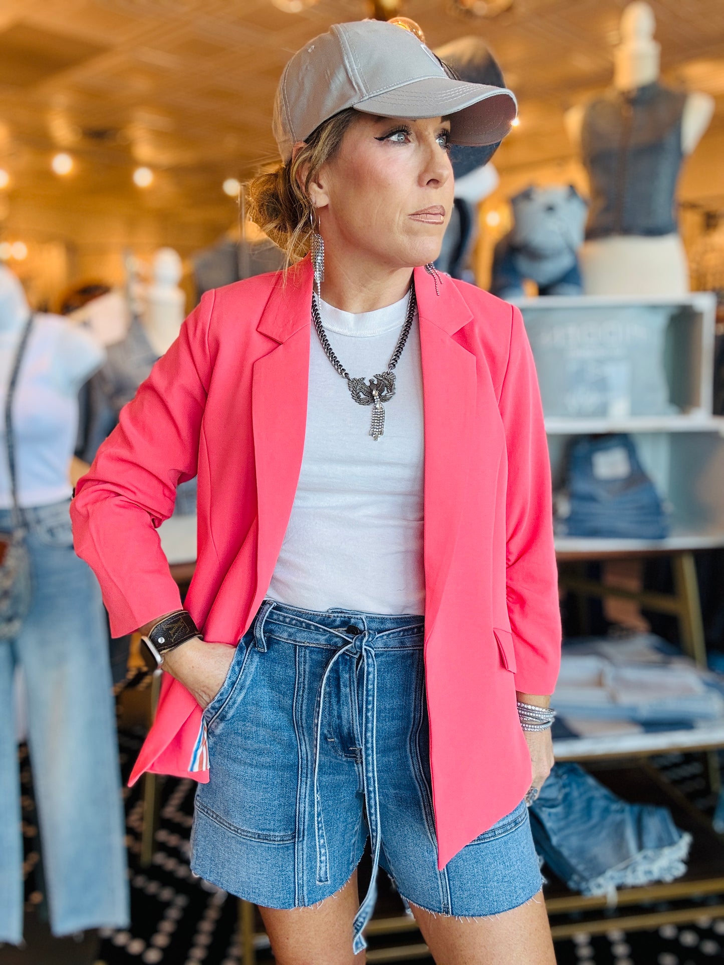 SHIRRED SLEEVE BLAZER