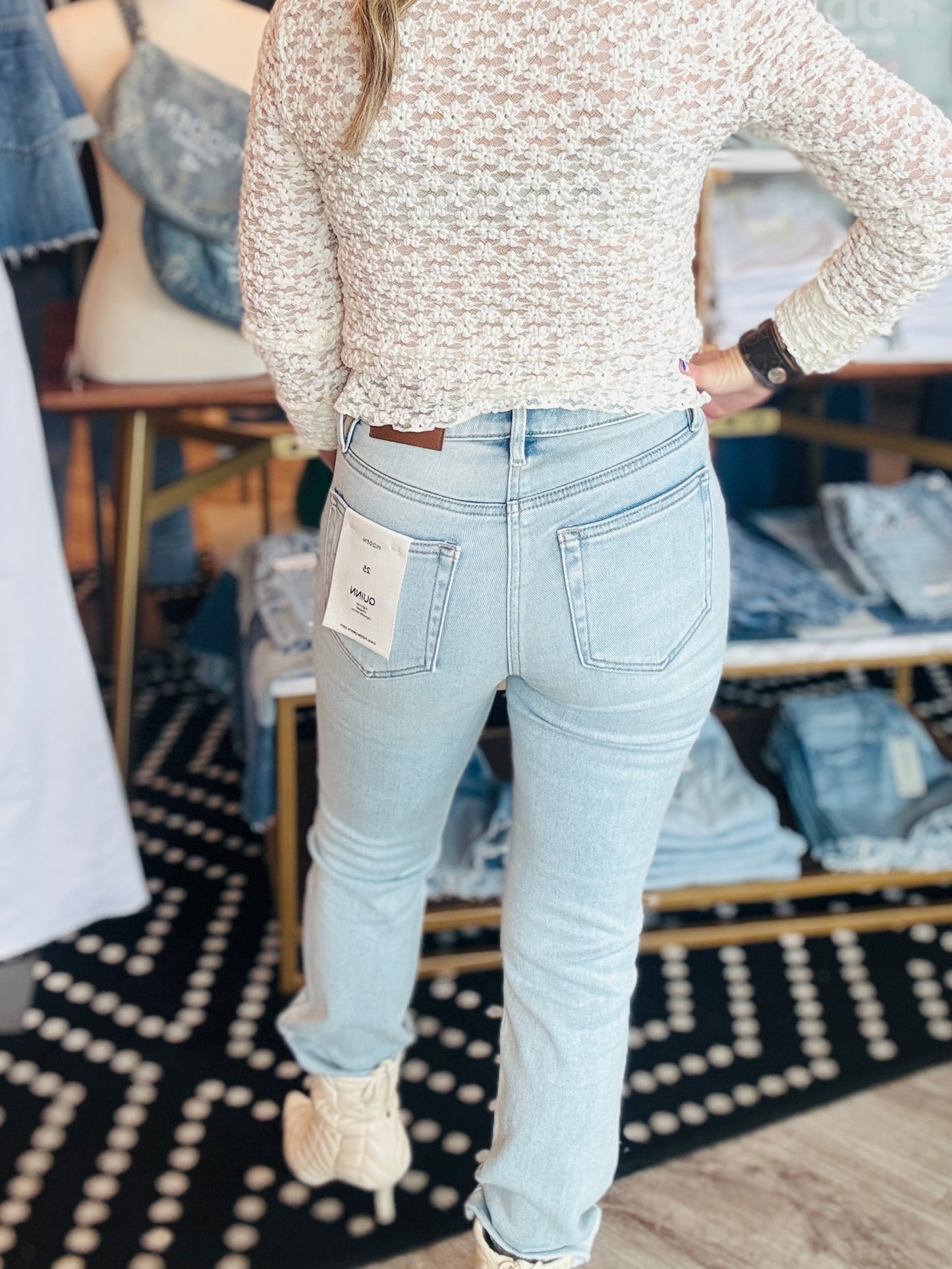 HIDDEN QUINN HIGH RISE CIGARETTE SKINNY JEAN