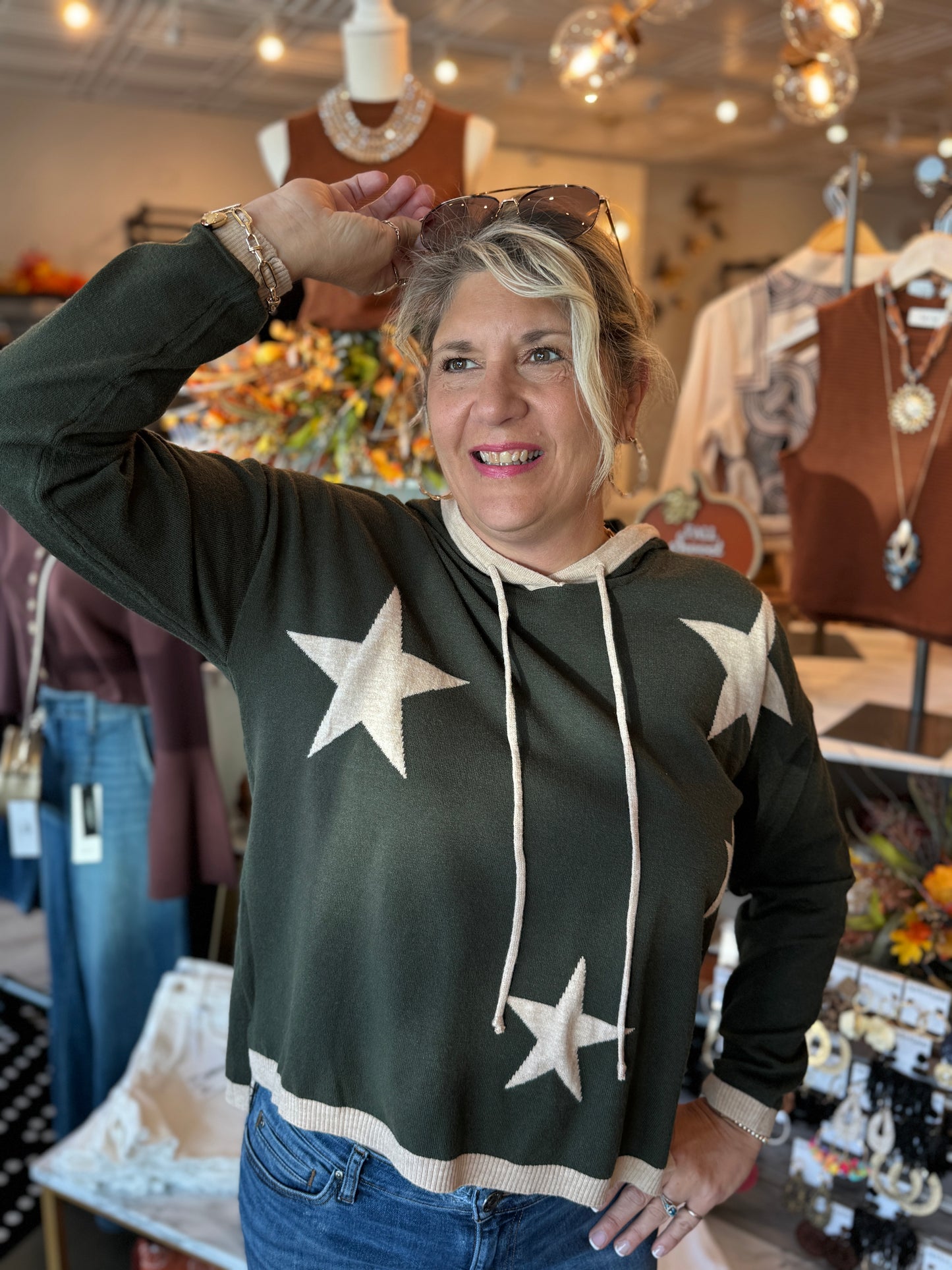 SIX FIFTY STAR GRAPHIC HOODIE