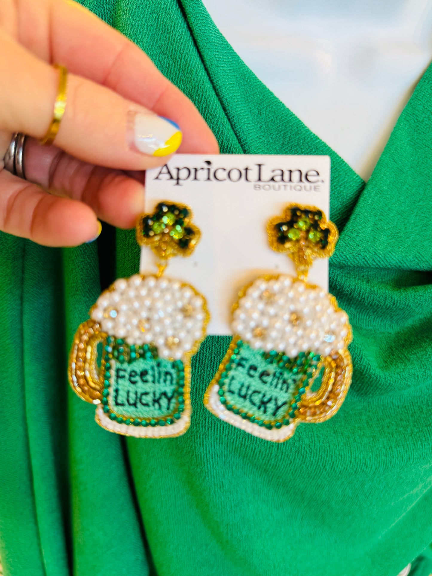 FEELIN LUCKY MUG EARRINGS