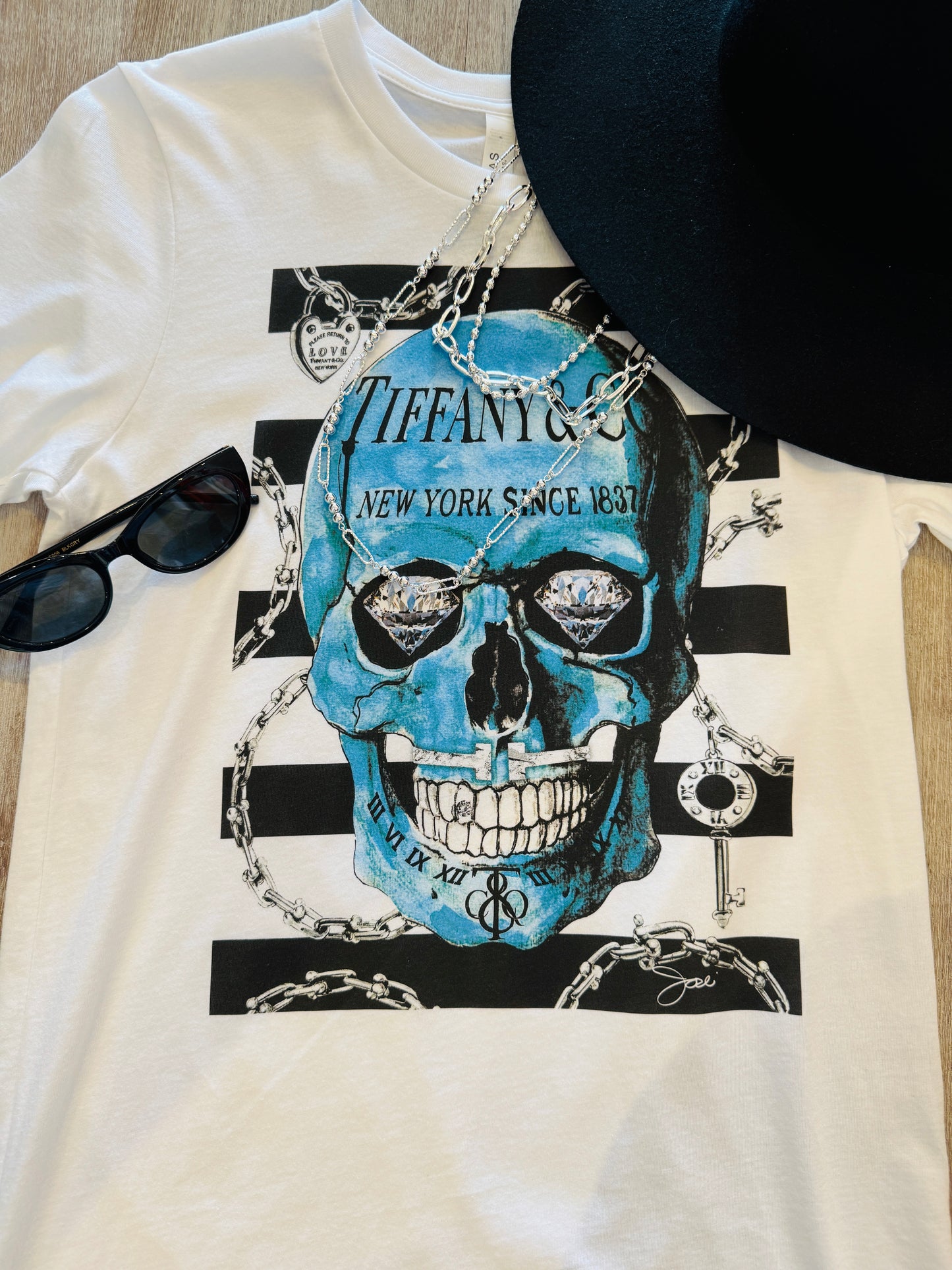 DIAMONDS ARE FOREVER SKULL TEE