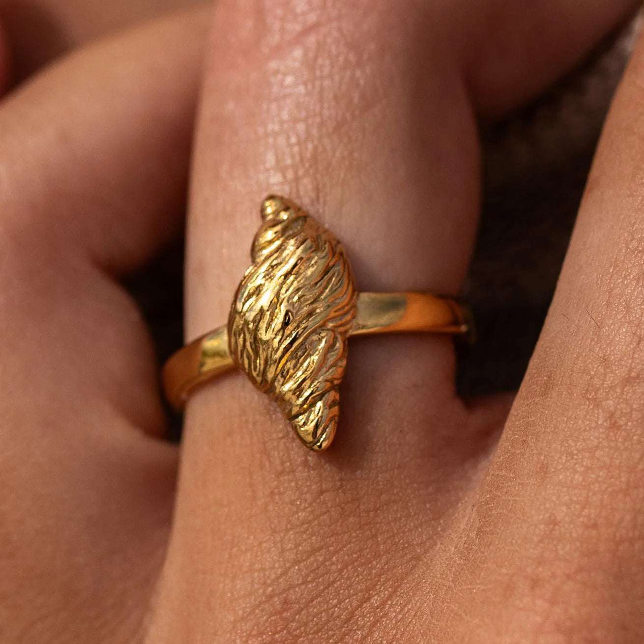 ALCO CONCH SHELL RING