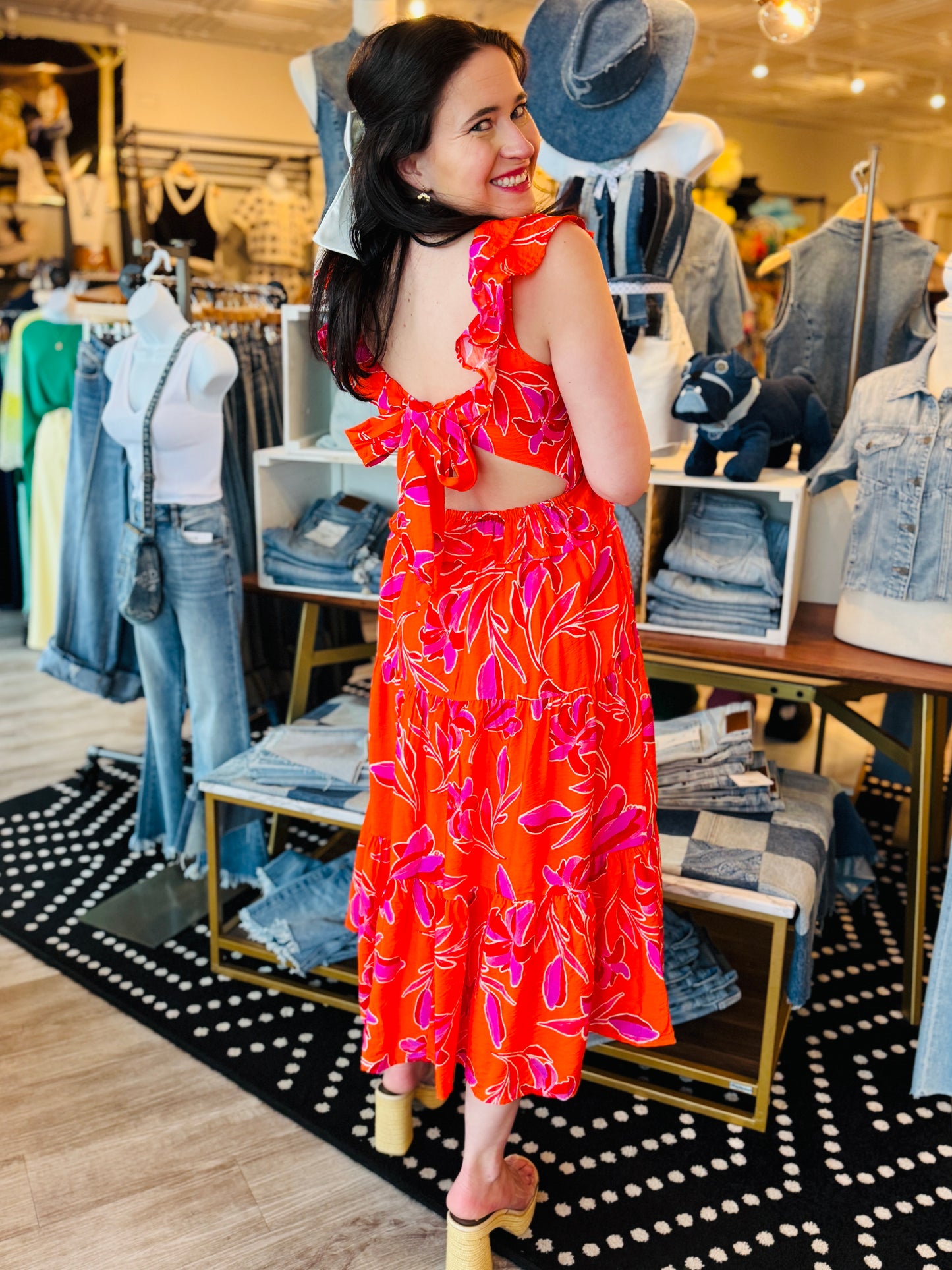 FLORAL FLUTTER SLV MIDI DRESS