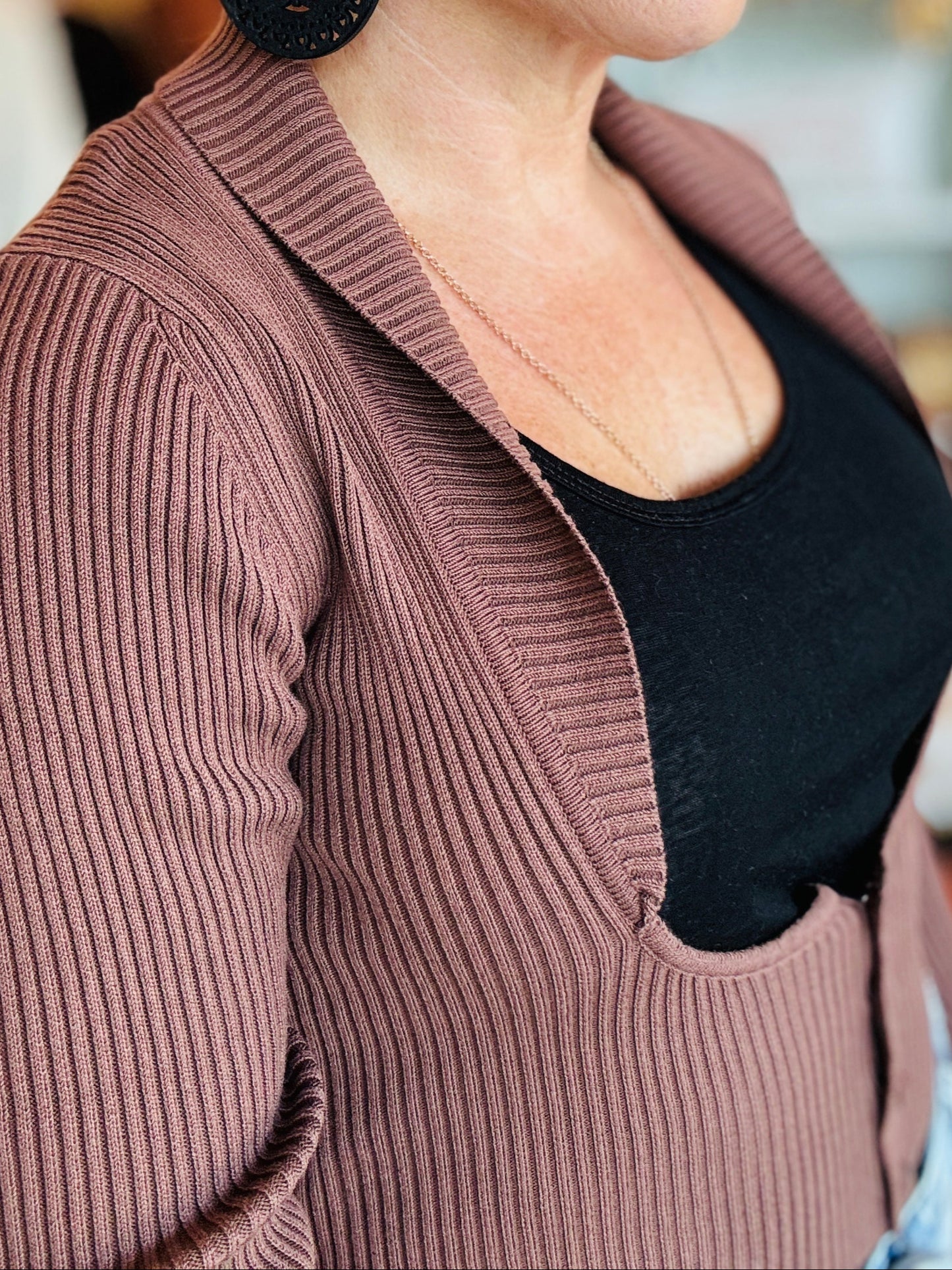 RIBBED KNIT CARDIGAN