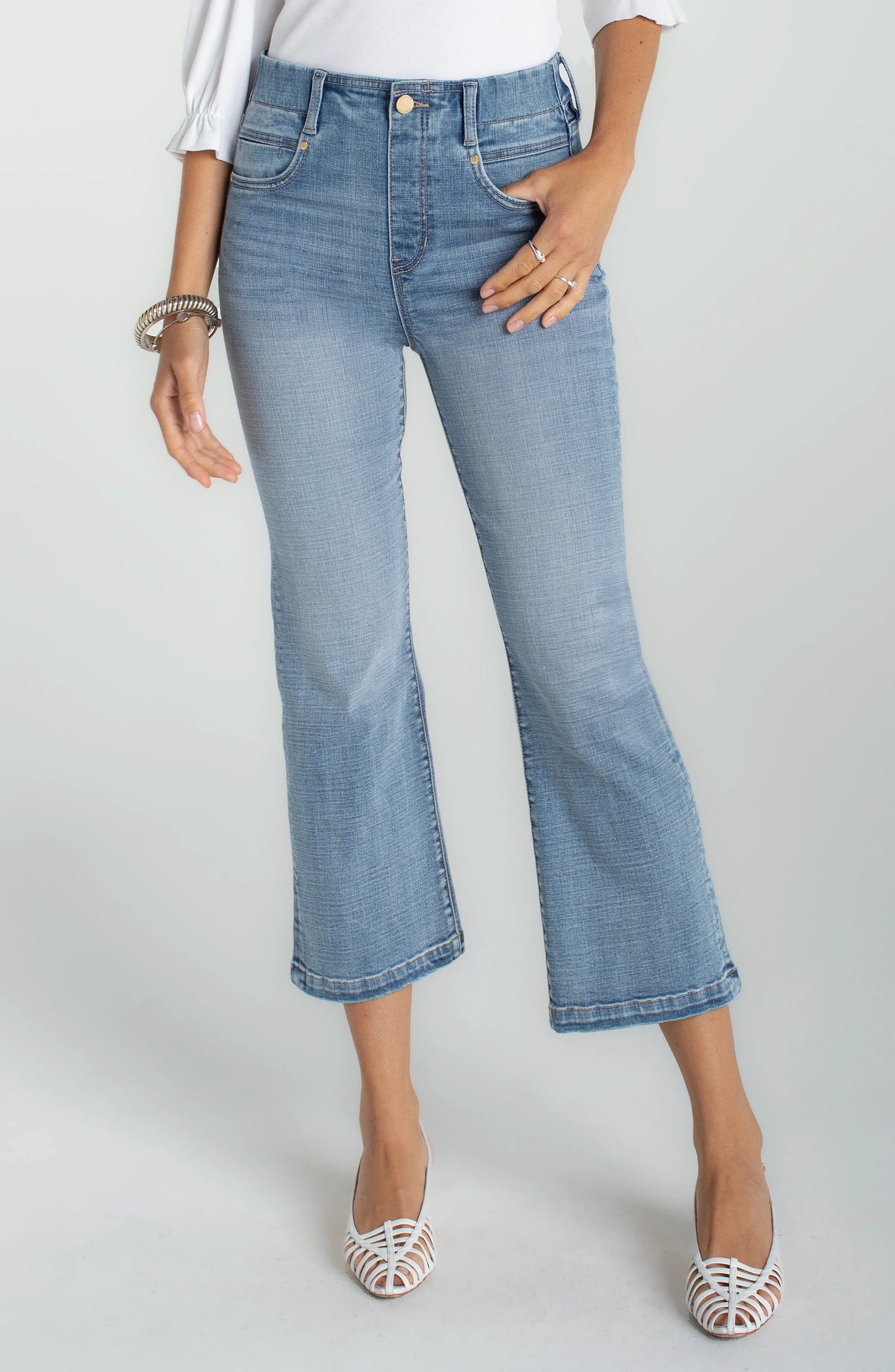 LIVERPOOL GIA GLIDER CROP FLARE PANT