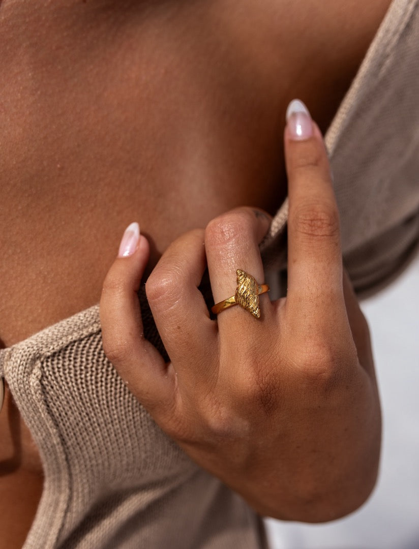 ALCO CONCH SHELL RING