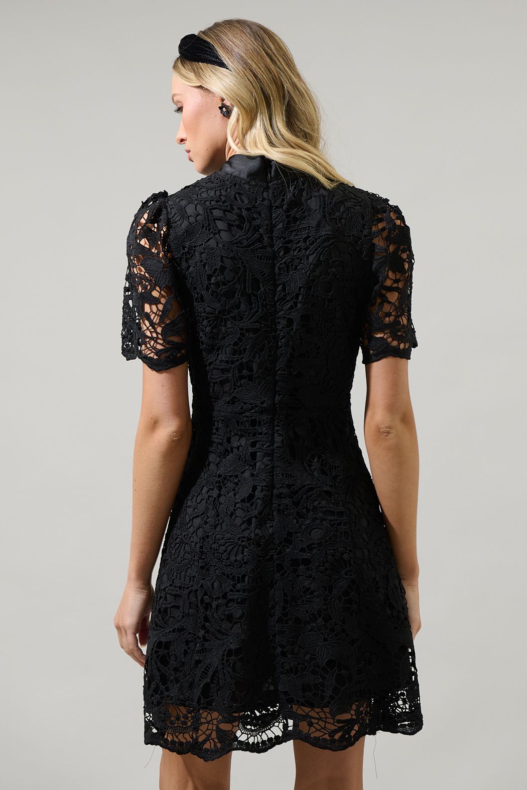 ABILENE BOW CROCHET MINI DRESS