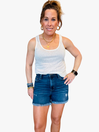 HIDDEN SOFIE HIGH RISE MOM SHORTS