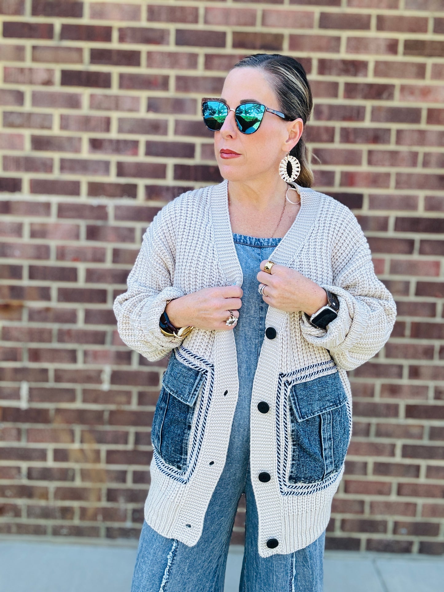 KNIT CARDIGAN W/DENIM POCKETS