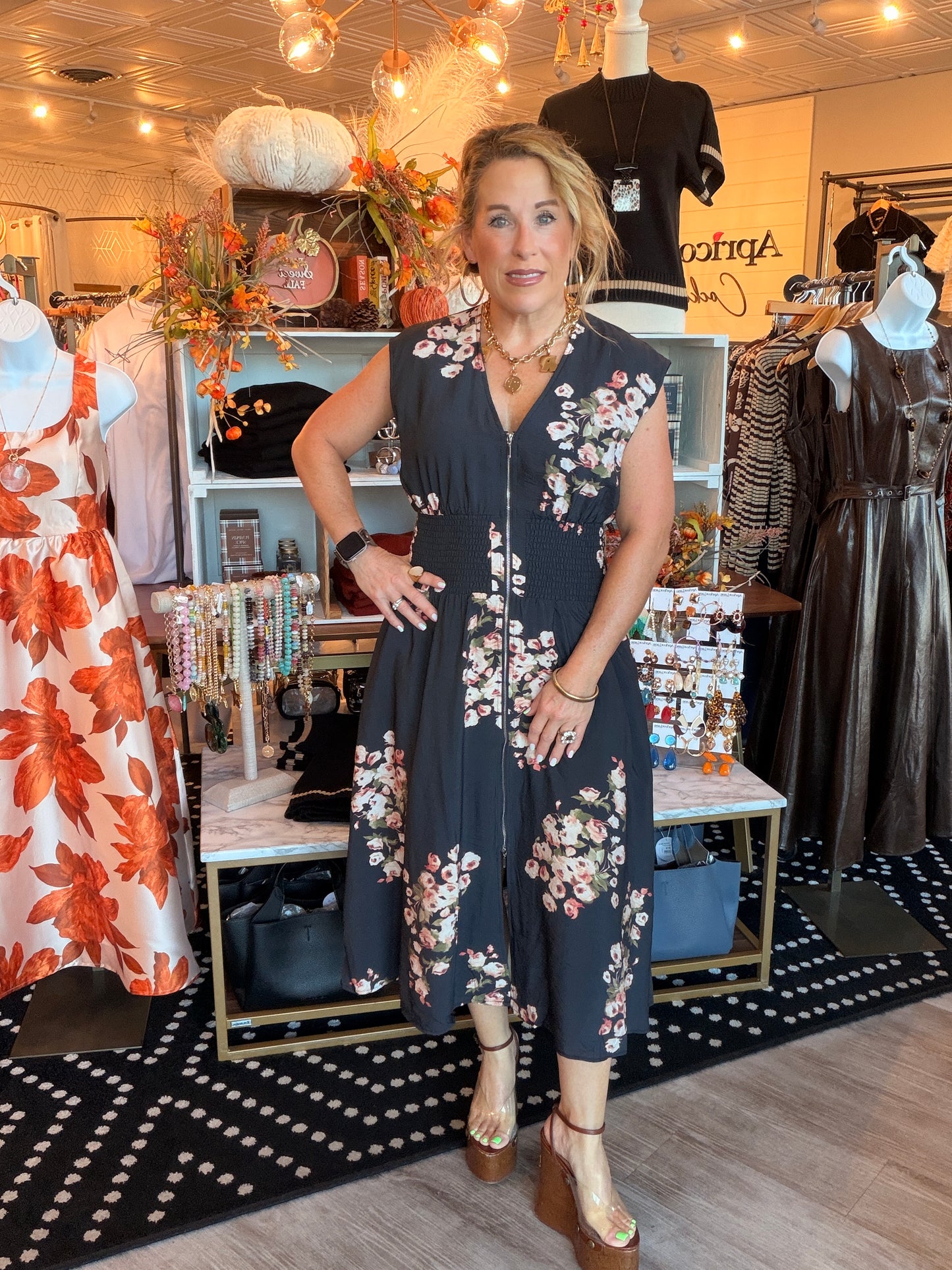 SLEEVELESS FLORAL ZIPPER MIDI DRESS
