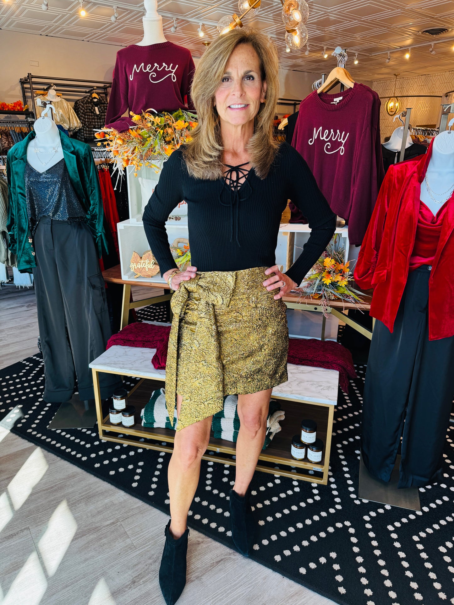 CIEBON FRONT TIE MINI SKIRT