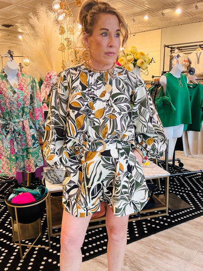 CIEBON ABSTRACT LEAF PRINT SHORTS