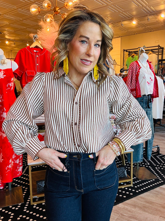 STRIPE SCALLOP TRIM PUFF SLEEVE BLOUSE