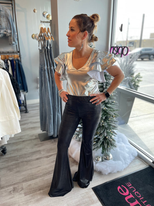 FITTED FLARE BELL BOTTOMS