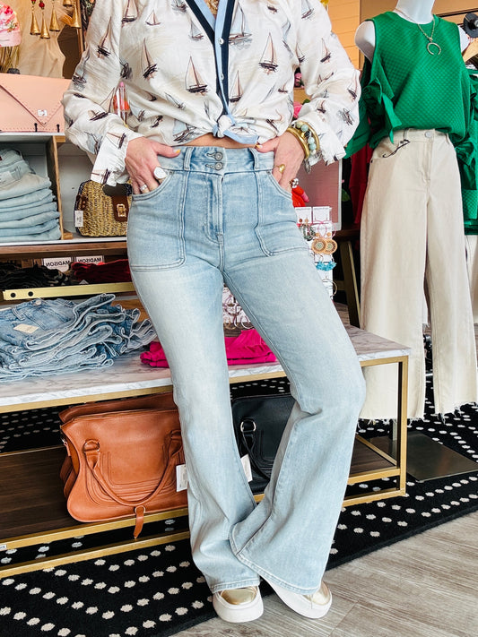 HIDDEN DOUBLE WAISTBAND UTILITY POCKET FLARE JEANS