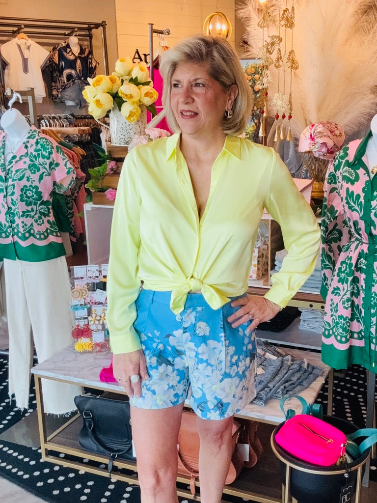 JADE FRONT PLEATED SHORT