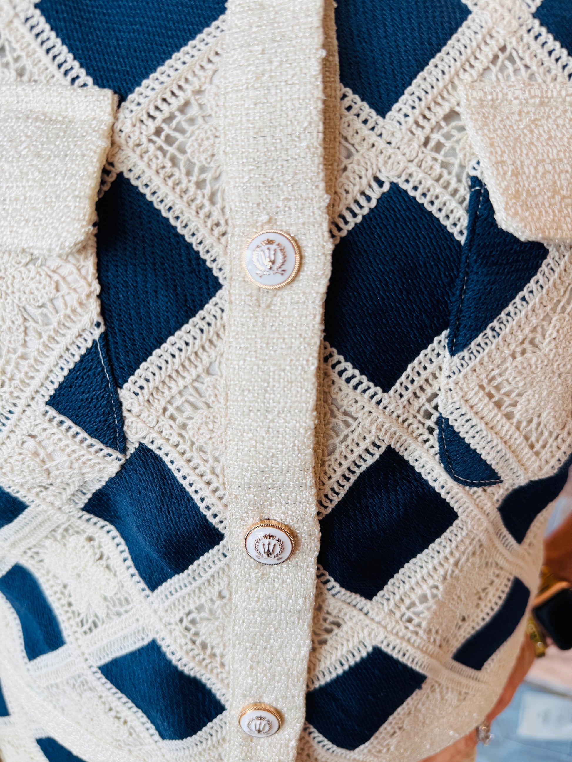 CURRENT AIR DIAMOND PATTERN CROCHET CROP SHIRT JACKET