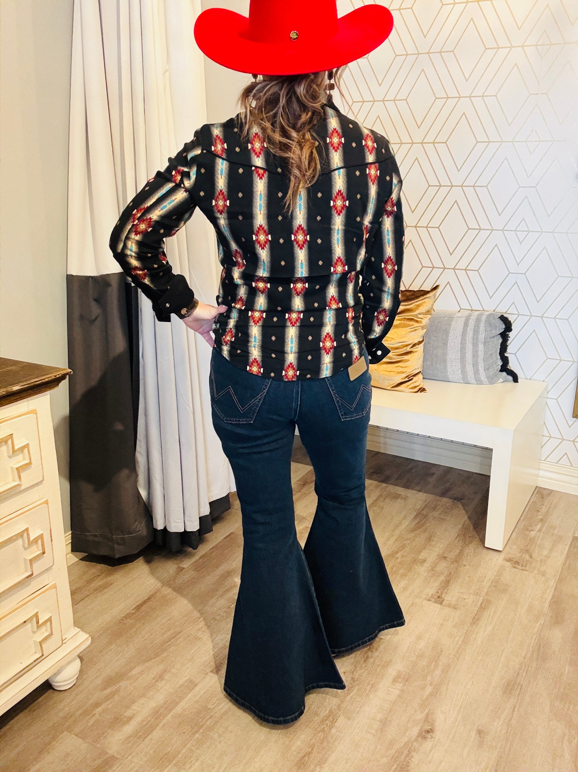 WRANGLER X  LAINEY WILSON VINTAGE FLOCKED BELL BOTTOMS