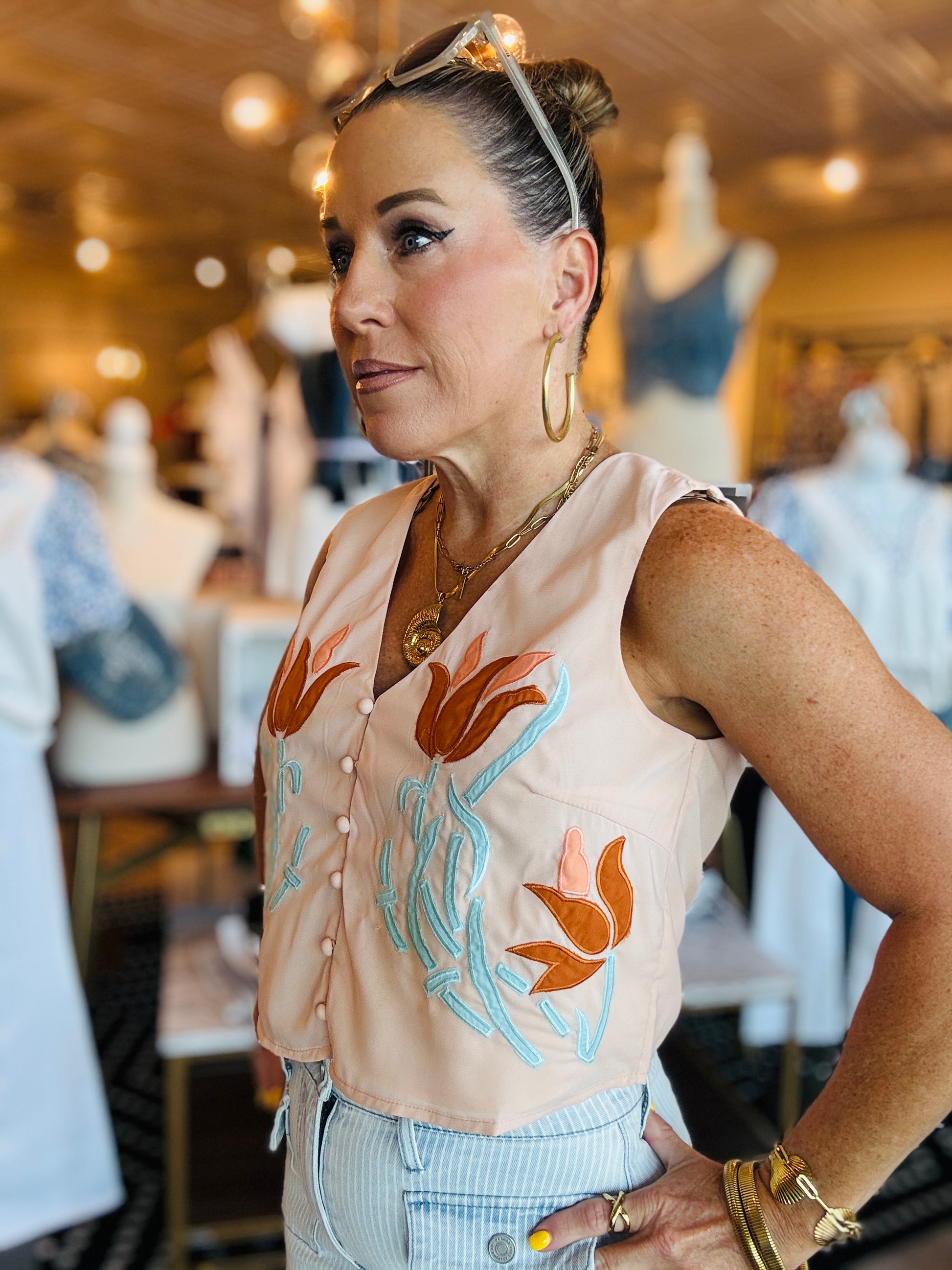 CIEBON EMBROIDERED VEST TOP