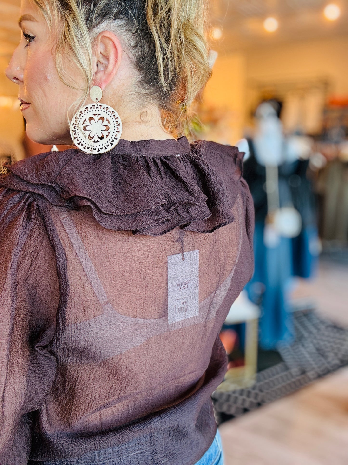 THML RUFFLE V NECK BLOUSE