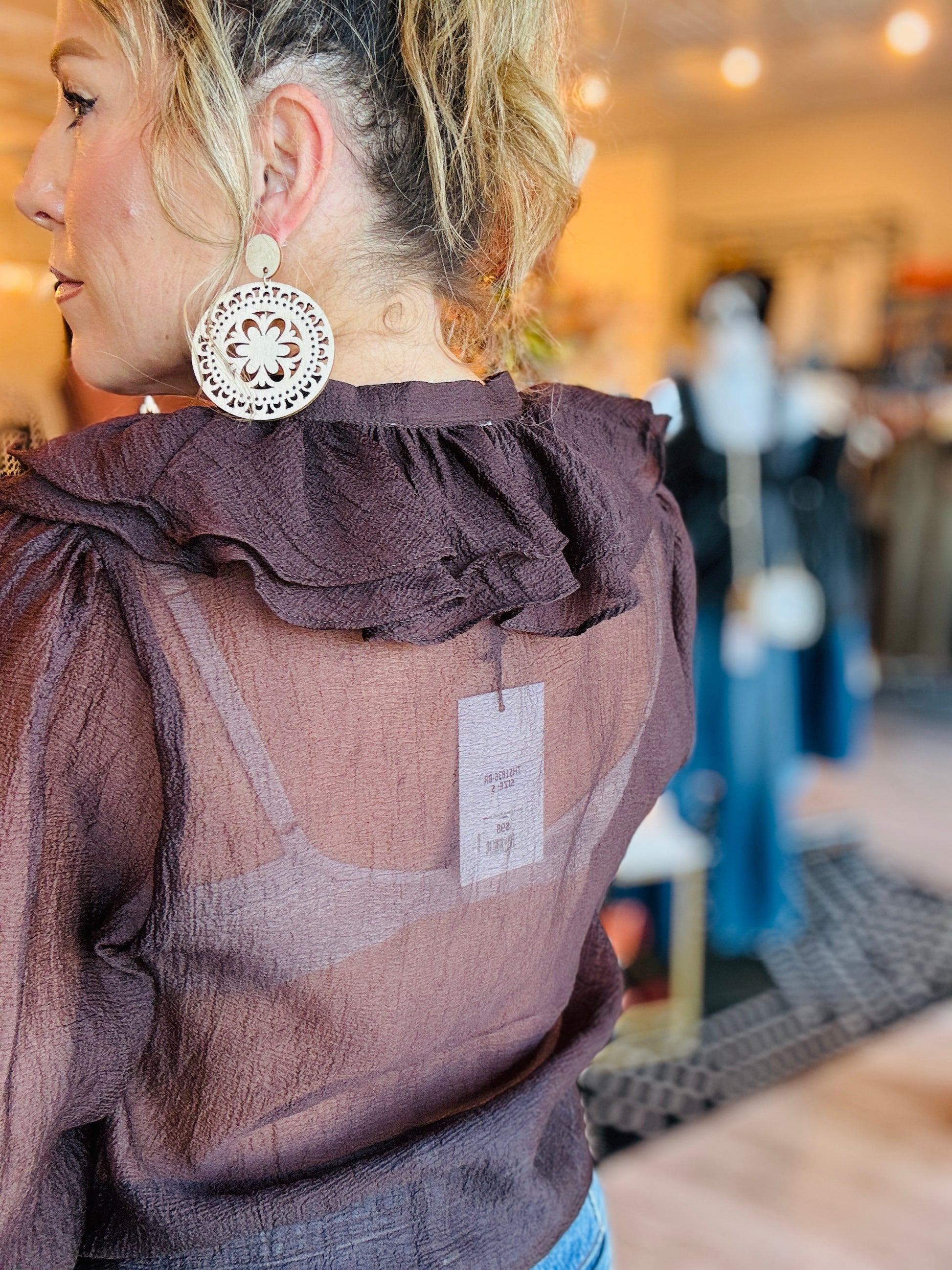 THML RUFFLE V NECK BLOUSE