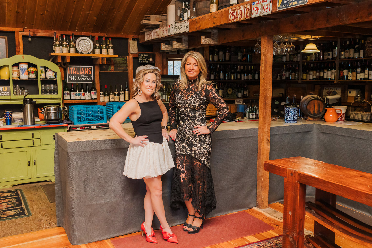 FLORAL LACE MIDI DRESS