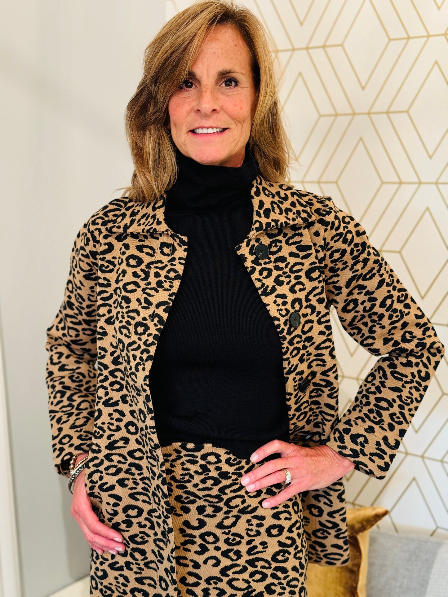 LEOPARD LONG SLEEVE KNIT JACKET
