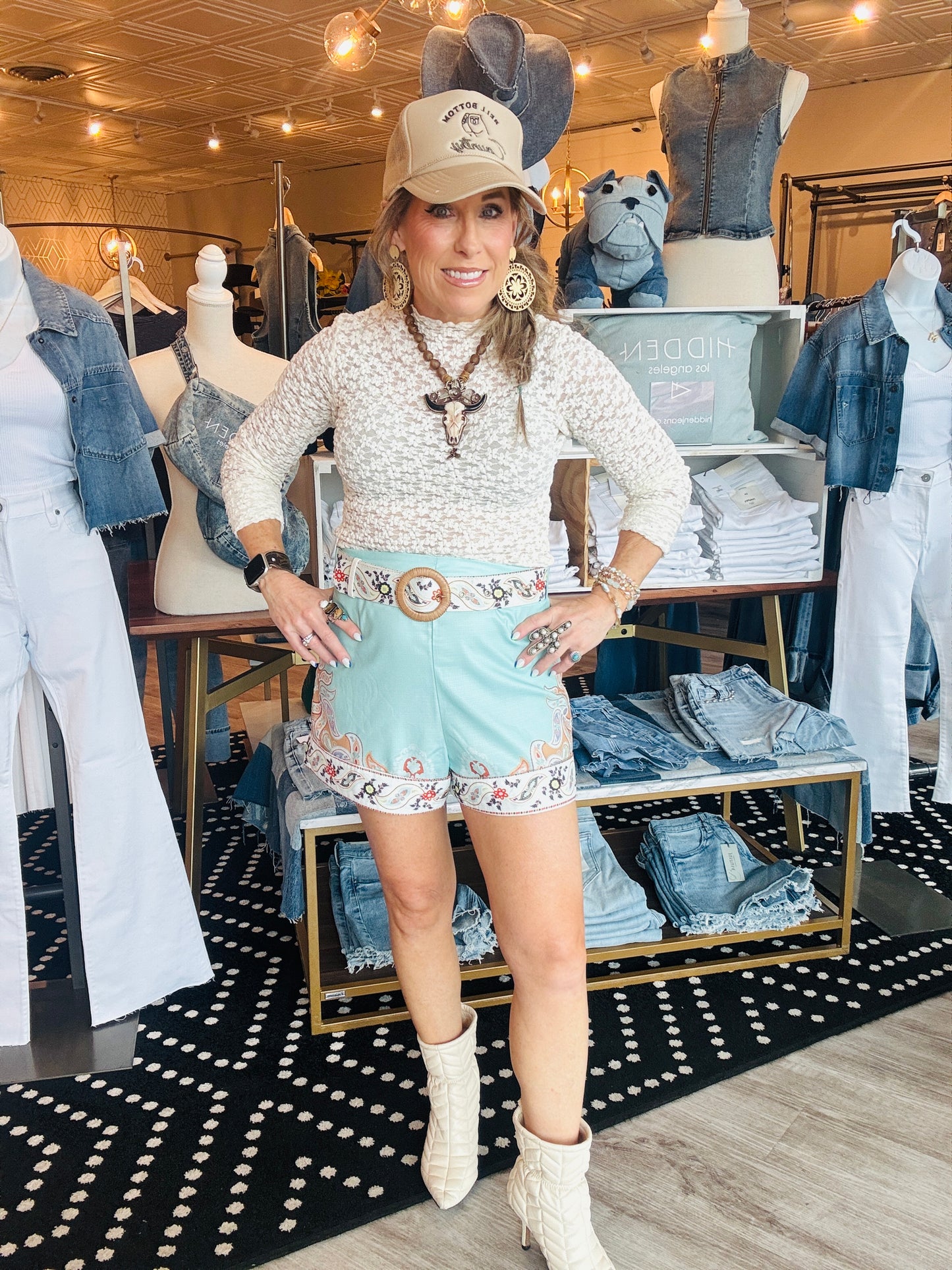 PAISLEY BOARDER BOXY SHORTS W/BELT