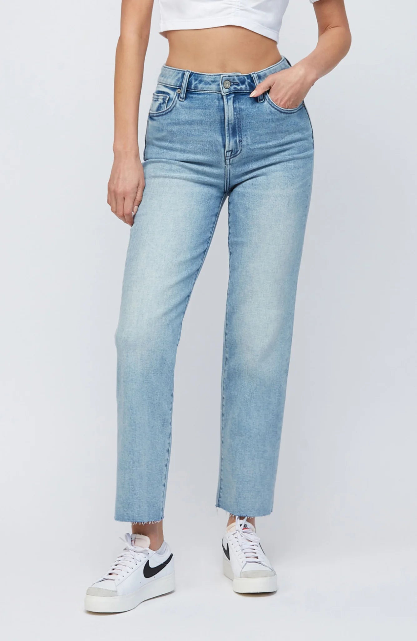 TRACEY HIGH RISE CROPPED STRAIGHT JEANS