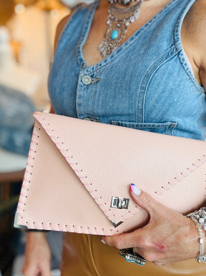 ANA KOUTSI CLUTCH