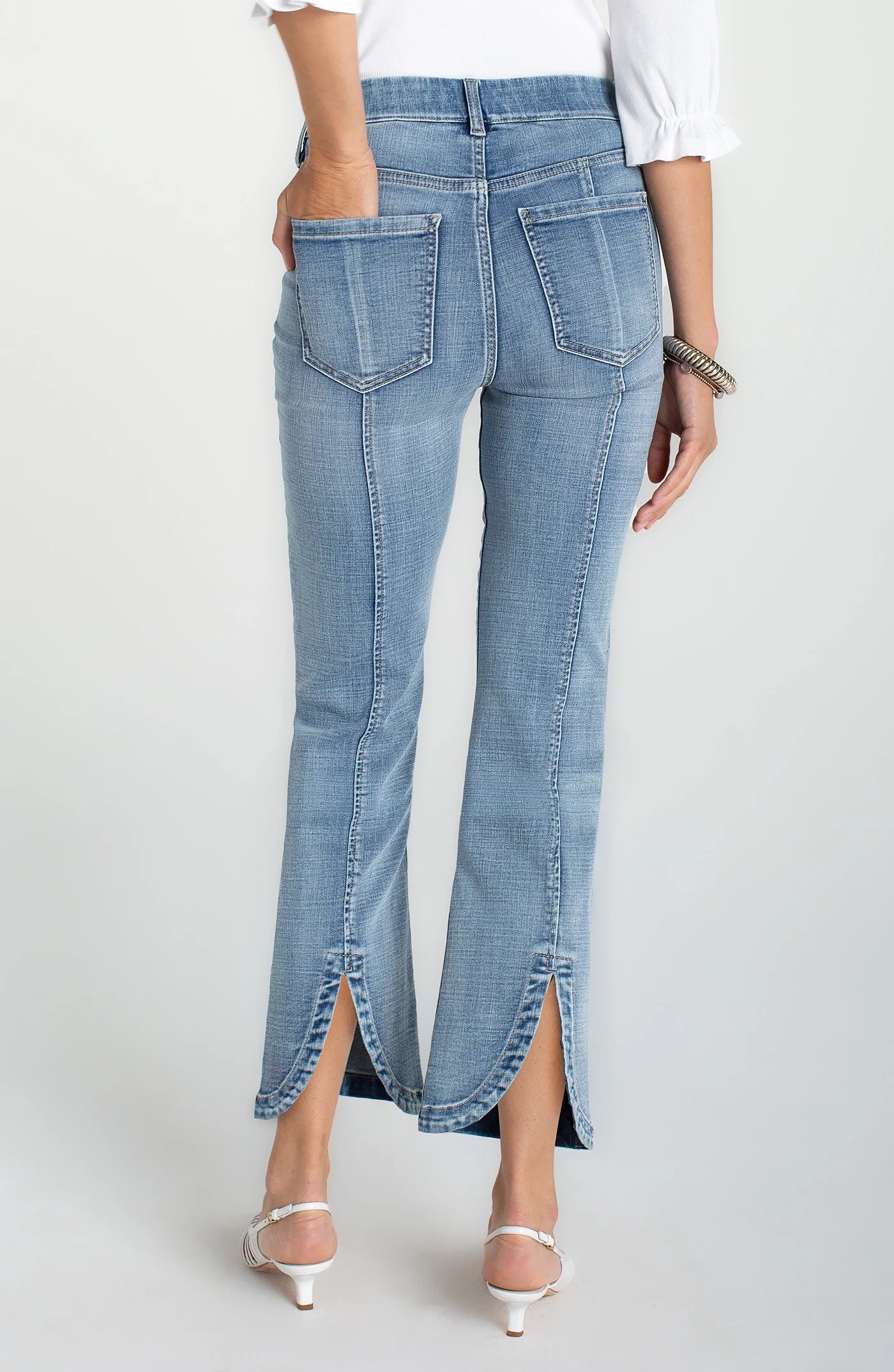 LIVERPOOL GIA GLIDER CROP FLARE PANT