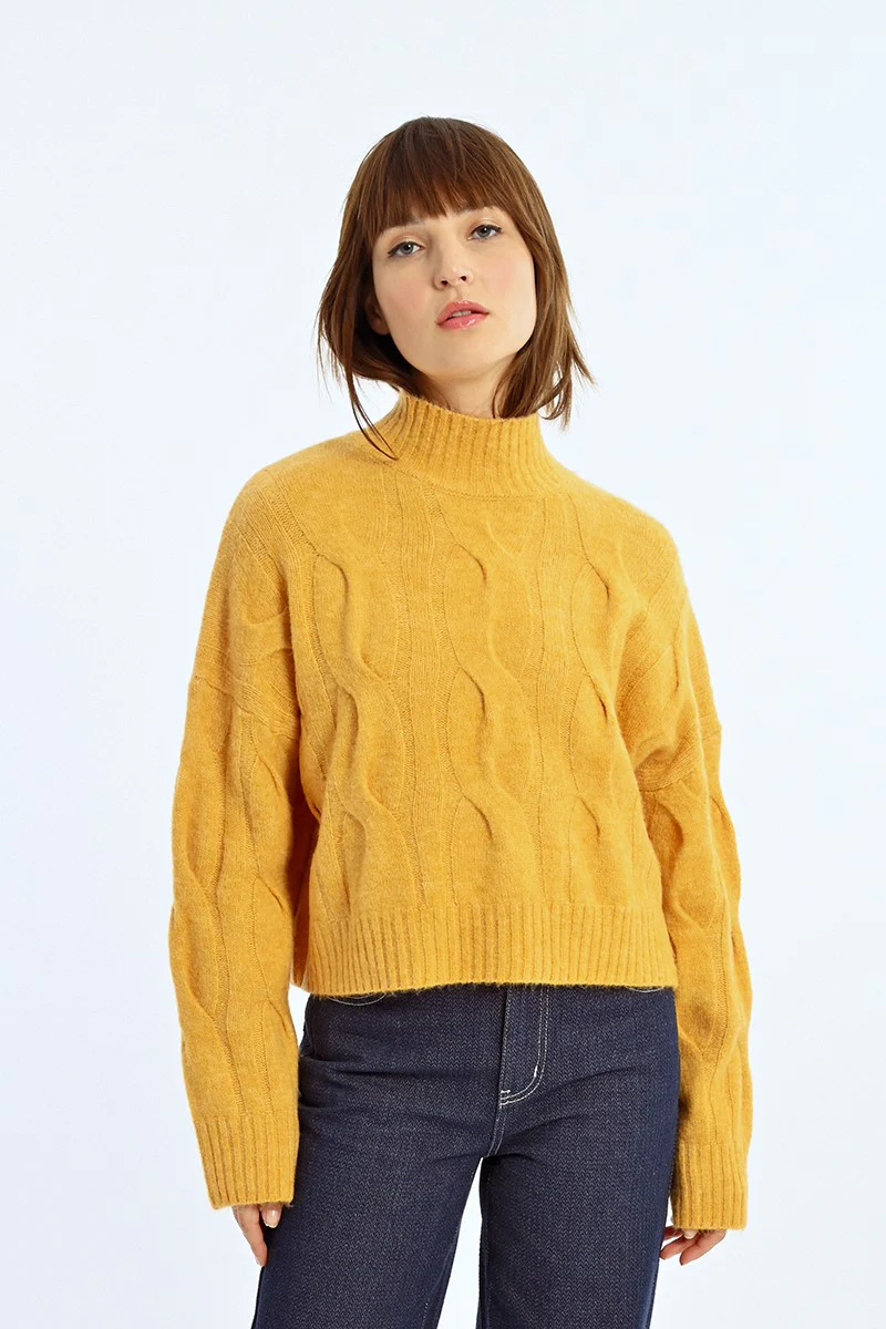 MOLLY BRACKEN SOFT KNIT CABLE SWEATER